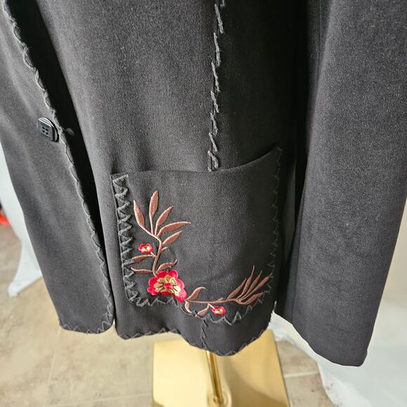 Women's Susan Graver Black Embroidered Blazer Size Medium - Picture 4 of 10
